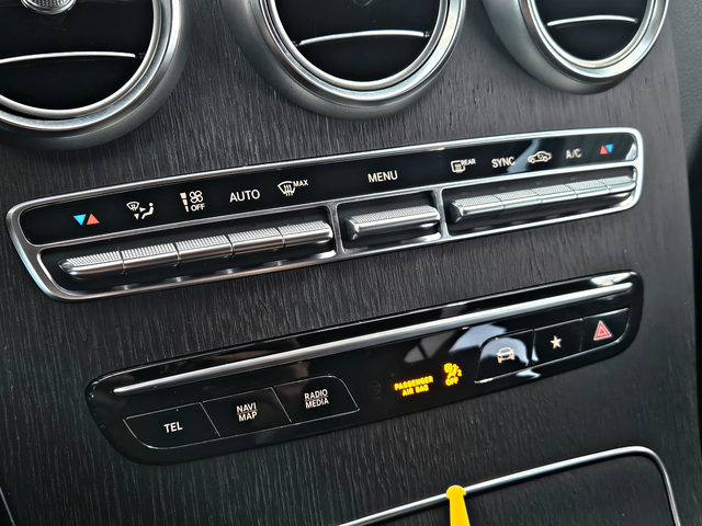 Mercedes-Benz GLC 220 AMG/FACE/4MAT/DIGITAL/DISTR/360CAM/AIR/CAR PLAY/LI - автомобили, коли, обяви за нови и употребявани 11