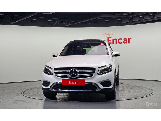 Mercedes-Benz GLC 220 ПАМЕТ* КОЖА* КАМЕРА* 4 ПОДГРЕВА - автомобили, коли, обяви за нови и употребявани 2