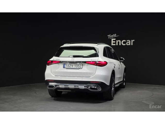 Mercedes-Benz GLC 220 d* AMG* HEAD-UP* 360 CAM* ПОДГРЕВ* ОБДУХВАНЕ* ПАНО - автомобили, коли, обяви за нови и употребявани 2