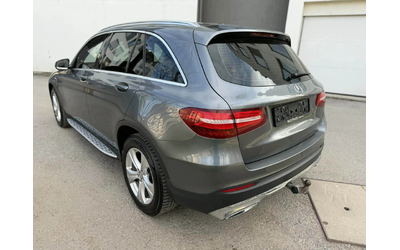 mercedes-benz-glc-220 - 4