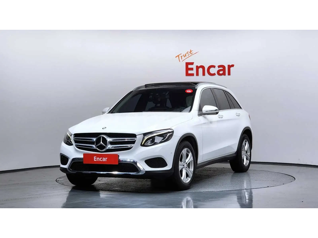 Mercedes-Benz GLC 220 ПОДГРЕВИ * ПАНО * KEYLESS - автомобили, коли, обяви за нови и употребявани 0
