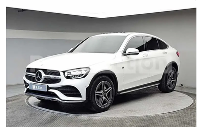 mercedes-benz-glc-220 - 0
