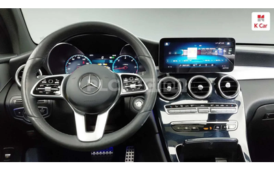 mercedes-benz-glc-220 - 4