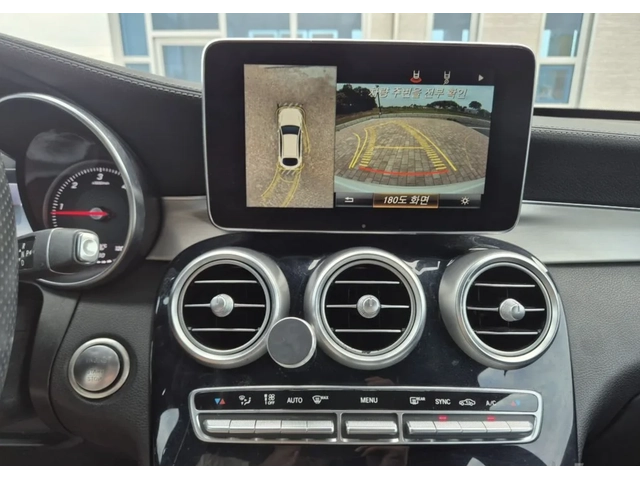 Mercedes-Benz GLC 220 d / AMG ПАКЕТ / 360 КАМЕРИ / ШИБИДАХ - автомобили, коли, обяви за нови и употребявани 8