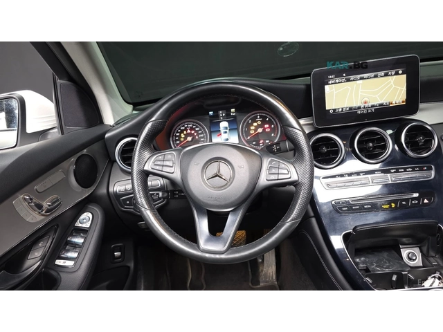 Mercedes-Benz GLC 220 D* 4MATIC* COUPE* HUD* 360* ПАНО - автомобили, коли, обяви за нови и употребявани 12
