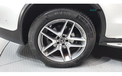 mercedes-benz-glc-220 - 4