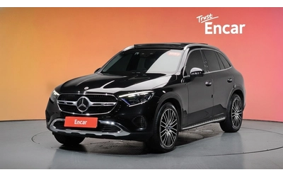 mercedes-benz-glc-220 - 0