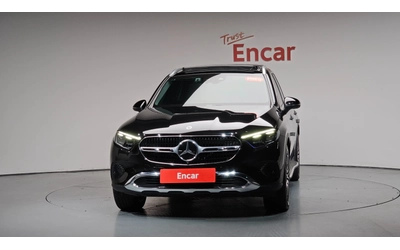mercedes-benz-glc-220 - 2