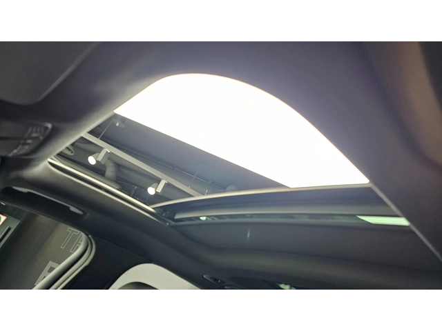 Mercedes-Benz GLC 220 4MATIC Premium | Панорама | HUD | Памет | Подгрев - автомобили, коли, обяви за нови и употребявани 14