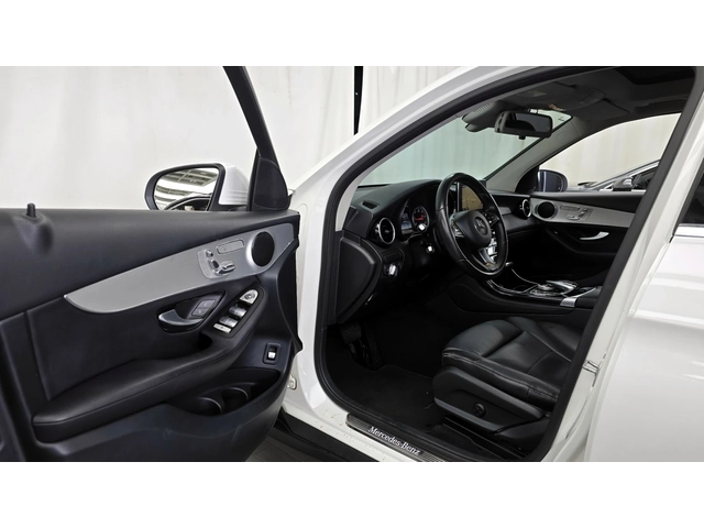 Mercedes-Benz GLC 220 GLC220d 4MATIC | Панорама | Навигация | Камера - автомобили, коли, обяви за нови и употребявани 13