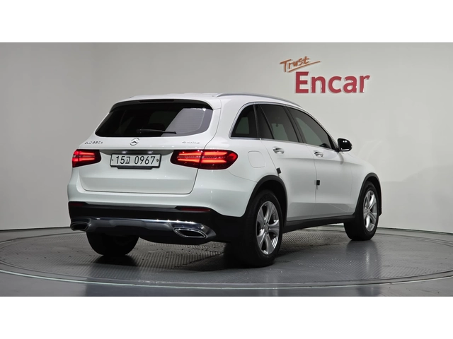 Mercedes-Benz GLC 220 GLC220d 4MATIC | Панорама | Навигация | Камера - автомобили, коли, обяви за нови и употребявани 1