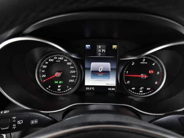Mercedes-Benz GLC 220 AMG LINE/GERMANY/MULTIBEAM/AIRMATIC/BURMESTER/LIZI - автомобили, коли, обяви за нови и употребявани 9