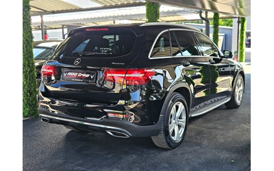 mercedes-benz-glc-220 - 4