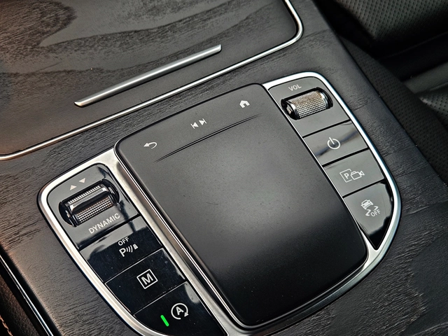 Mercedes-Benz GLC 220 AMG/FACE/DIGIATL/PANO/DISTR/CAMERA/ПОДГРЕВ/ОБДУХ/L - автомобили, коли, обяви за нови и употребявани 11