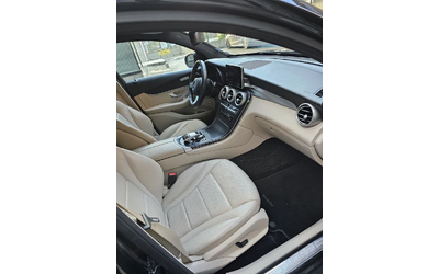 mercedes-benz-glc-250 - 4