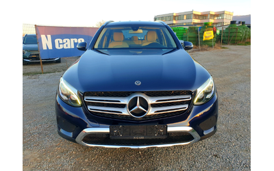 mercedes-benz-glc-250 - 1