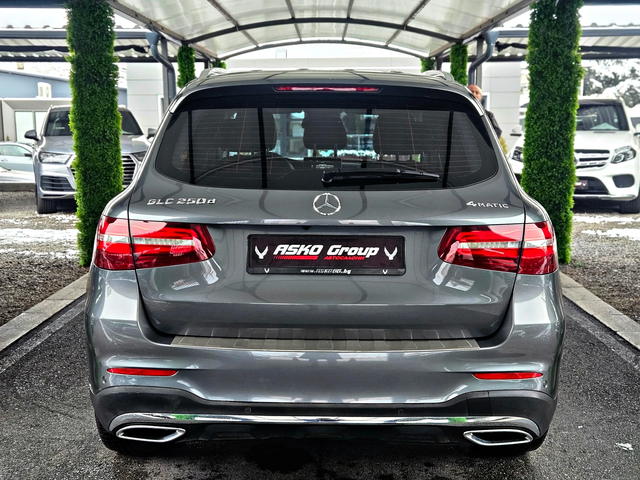 Mercedes-Benz GLC 250 AMG/9G/4MAT/GERMANY/CAMERA/AIRMATIC/SIGN ASSYST/LI - автомобили, коли, обяви за нови и употребявани 5