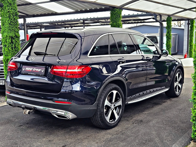 Mercedes-Benz GLC 250 AMG/9G/4MAT/GERMANY/CAMERA/ПОДГРЕВ/AMBIENT/LIZING - автомобили, коли, обяви за нови и употребявани 4