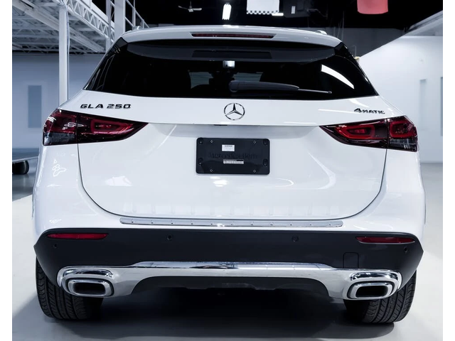 Mercedes-Benz GLC 250 4MATIC* АвтоКредит* (ЦЕНА ДО БГ) - автомобили, коли, обяви за нови и употребявани 3