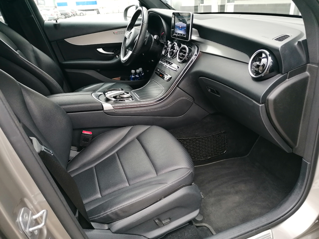 Mercedes-Benz GLC 250 4Matic - автомобили, коли, обяви за нови и употребявани 12