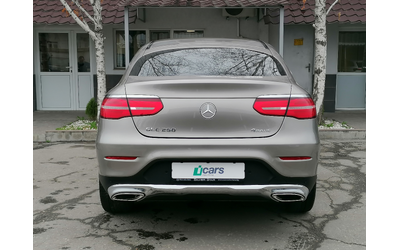 mercedes-benz-glc-250-4matic - 4