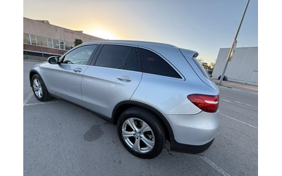 Mercedes-Benz GLC 250 БАРТЕР* AMG* LED* КОЖА* NAVI - автомобили, коли, обяви за нови и употребявани 11