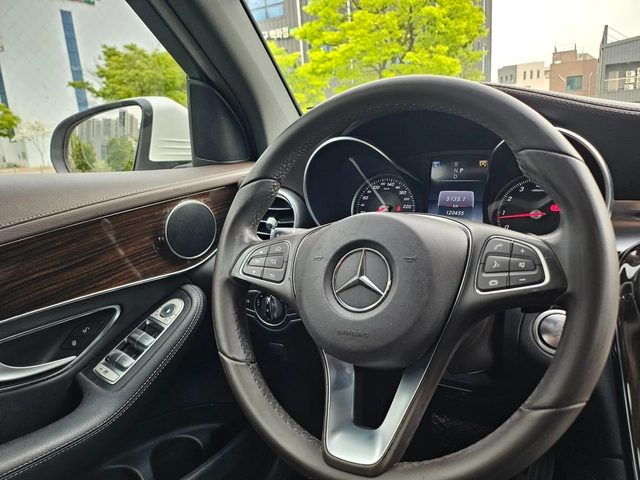 Mercedes-Benz GLC 250 БЕЗ АНАЛОГ* КРАЙНА ЦЕНА - автомобили, коли, обяви за нови и употребявани 6
