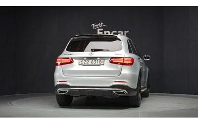mercedes-benz-glc-250 - 3