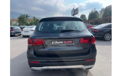 mercedes-benz-glc-250 - 4