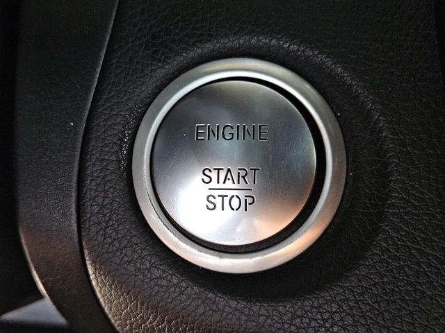 Mercedes-Benz GLC 250 AMG/GERMANY/CAMERA/AIRMATIC/KEYLESS/AUTO HOLD/LIZI - автомобили, коли, обяви за нови и употребявани 12