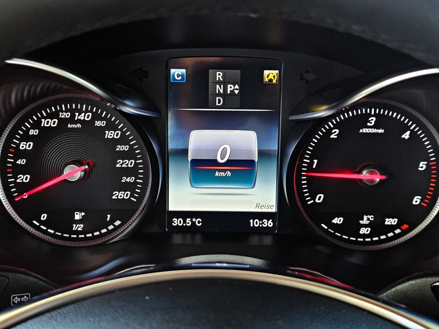 Mercedes-Benz GLC 250 AMG/GERMANY/CAMERA/AIRMATIC/KEYLESS/AUTO HOLD/LIZI - автомобили, коли, обяви за нови и употребявани 9