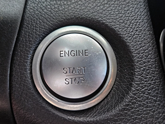 Mercedes-Benz GLC 250 ! AMG/9G-TRONIC/GERMANY/CAMERA/KEYLESS/AUTO HOLD/L - автомобили, коли, обяви за нови и употребявани 9