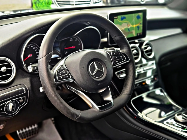 Mercedes-Benz GLC 250 ! AMG/COUPE/SHADOW LINE/CAMERA/AIRMATIC/KEYLESS/LI - автомобили, коли, обяви за нови и употребявани 10