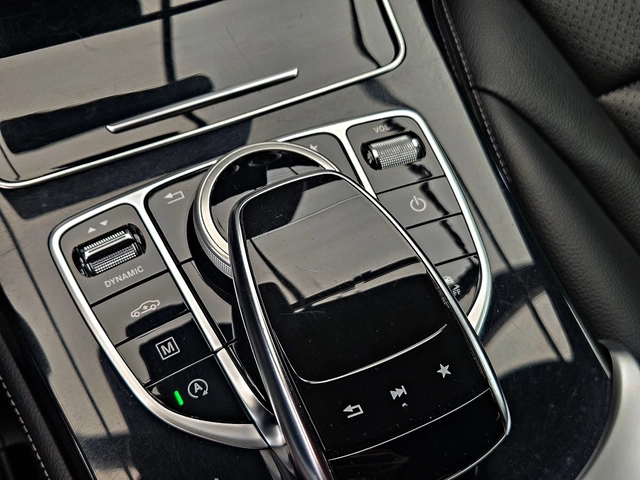 Mercedes-Benz GLC 250 ! AMG/COUPE/SHADOW LINE/CAMERA/AIRMATIC/KEYLESS/LI - автомобили, коли, обяви за нови и употребявани 11