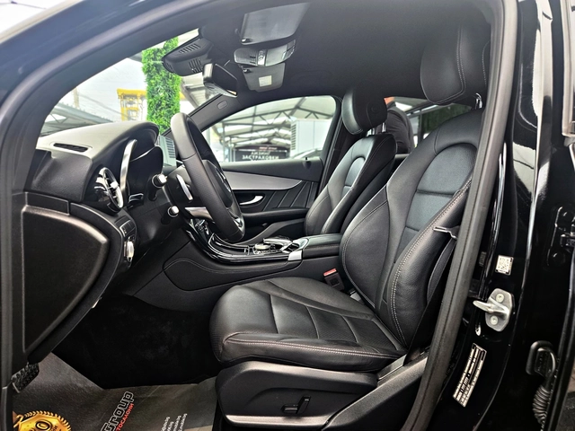 Mercedes-Benz GLC 250 ! AMG/COUPE/SHADOW LINE/CAMERA/AIRMATIC/KEYLESS/LI - автомобили, коли, обяви за нови и употребявани 14