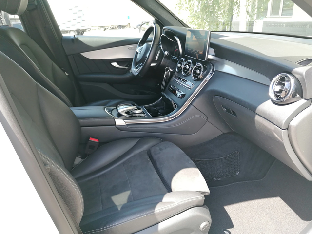 Mercedes-Benz GLC 250 d 4M AMG Line В - автомобили, коли, обяви за нови и употребявани 11