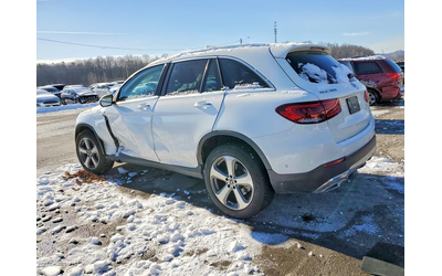 mercedes-benz-glc-300-2-0l-4-all-wheel-drive - 2