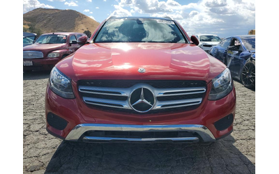 mercedes-benz-glc-300-2-0l-4-rear-wheel-drive - 4