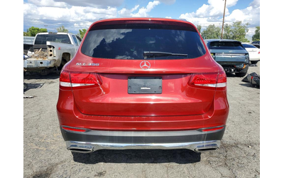 mercedes-benz-glc-300-2-0l-4-rear-wheel-drive - 5