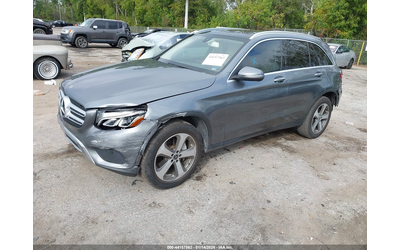 mercedes-benz-glc-300-2-0l-i-4-di-dohc-vvt-turbo-241hp-4x2-drive - 1