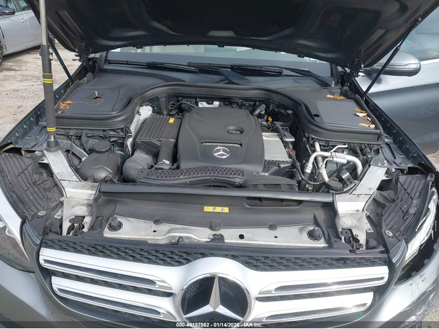 Mercedes-Benz GLC 300 2.0L I-4 DI, DOHC, VVT, TURBO, 241HP 4X2 Drive - автомобили, коли, обяви за нови и употребявани 9