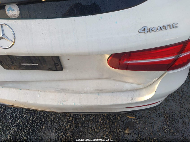 Mercedes-Benz GLC 300 2.0L I-4 DI, DOHC, VVT, TURBO, 241HP All Wheel Drive - автомобили, коли, обяви за нови и употребявани 16