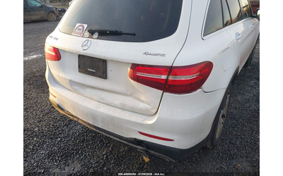 mercedes-benz-glc-300-2-0l-i-4-di-dohc-vvt-turbo-241hp-all-wheel-drive - 5