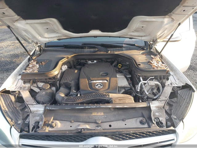 Mercedes-Benz GLC 300 2.0L I-4 DI, DOHC, VVT, TURBO, 241HP All Wheel Drive - автомобили, коли, обяви за нови и употребявани 9