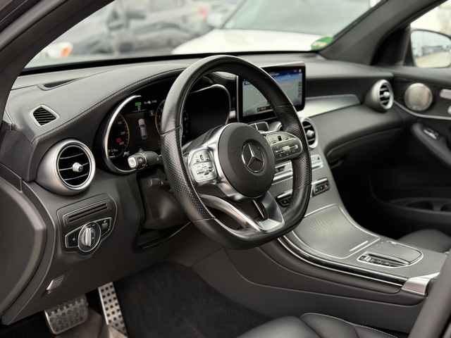 Mercedes-Benz GLC 300 2022г* AMG* 4M* Plug in Hybrid* 151.000KM* НОВА* - автомобили, коли, обяви за нови и употребявани 6