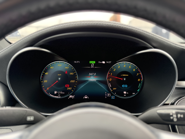 Mercedes-Benz GLC 300 2022г* AMG* 4M* Plug in Hybrid* 151.000KM* НОВА* - автомобили, коли, обяви за нови и употребявани 8