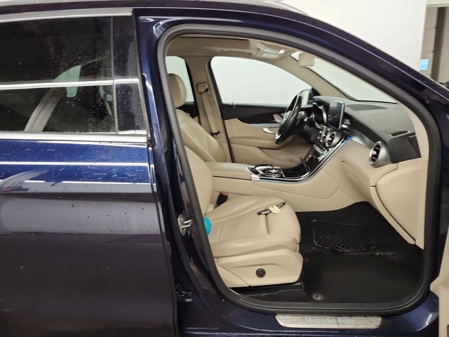 Mercedes-Benz GLC 300 AMG-line* 4M* 360View* Burmester* Подгрев* Пано - автомобили, коли, обяви за нови и употребявани 13