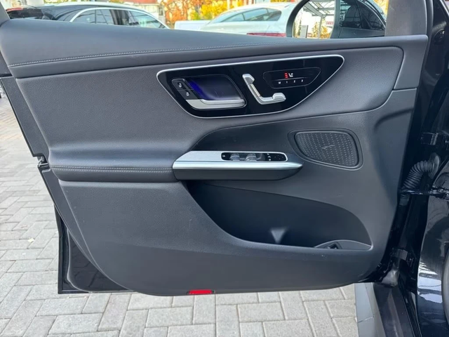 Mercedes-Benz GLC 300 d 4M Coupé AMG - автомобили, коли, обяви за нови и употребявани 5