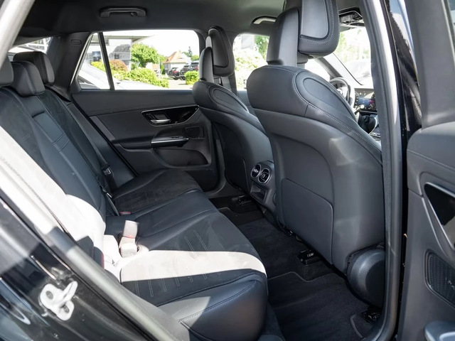 Mercedes-Benz GLC 300 d 4M - автомобили, коли, обяви за нови и употребявани 3