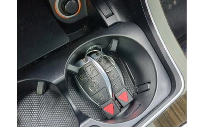 Mercedes-Benz GLC 300 С РЕГИСТРАЦИЯ & АВТО КРЕДИТ - автомобили, коли, обяви за нови и употребявани 13